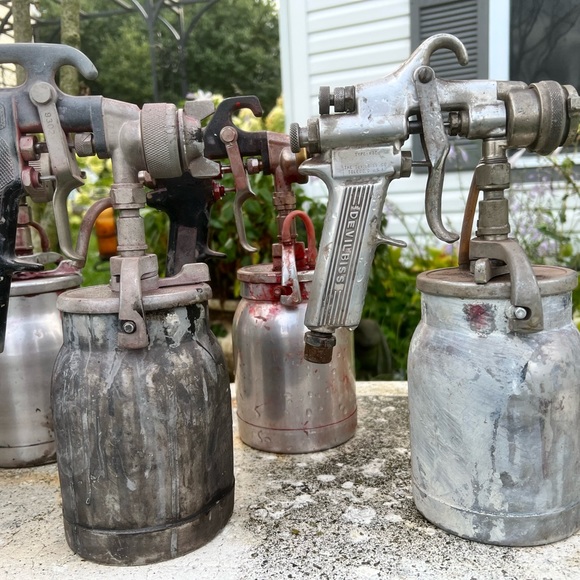 LOT SET OF 7 DEVILBISS,Sanbor Mix Lot PAINT SPRAY GUNS W/ CUP PAINTING TOOLS VTG - Picture 3 of 10